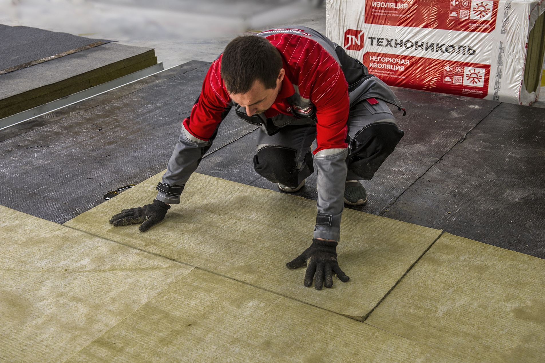 Как правильно утеплить плоскую кровлю каменной ватой: полезные рекомендации